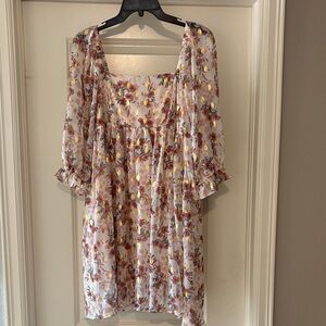 Elegant Floral Dress with Gold Highlights